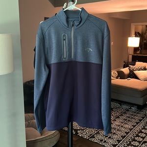 Large Callaway golf shirt. Cool-weather quarter zip pull over Two-tone Navy Blue